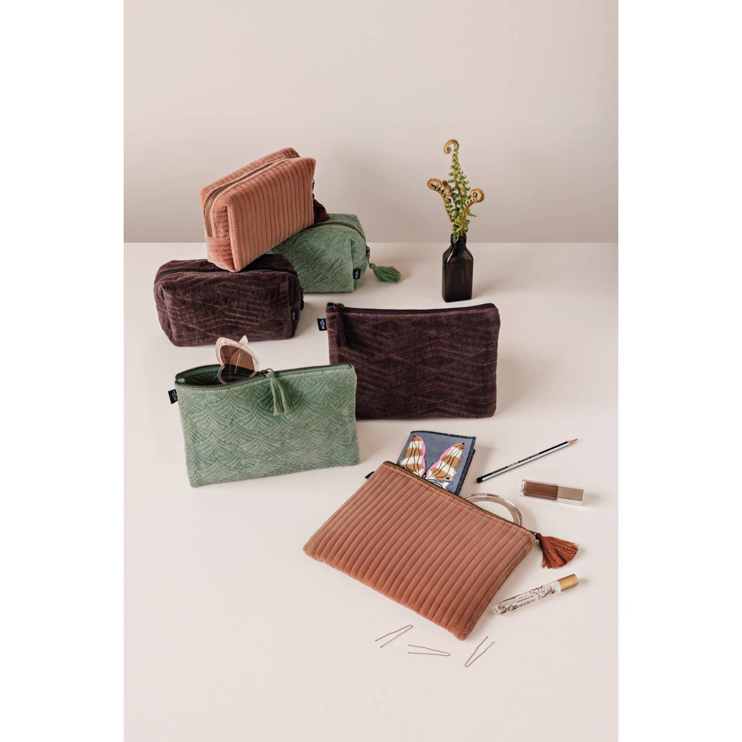 Danica Brands - Jade Quilted Velvet Flat Pouch