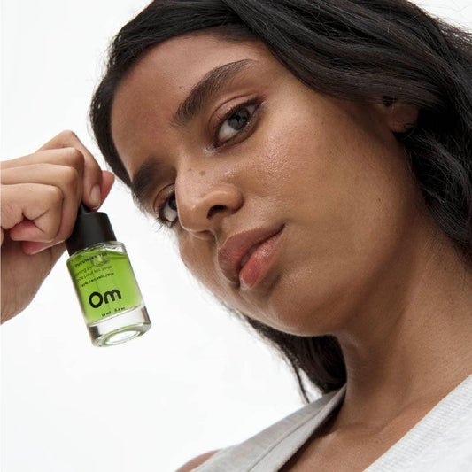 Om Organics Skincare Cucumber Tea Brightening Eye Serum