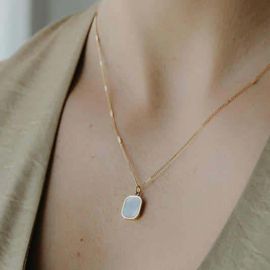 Petite Gold Aurelia Necklace
