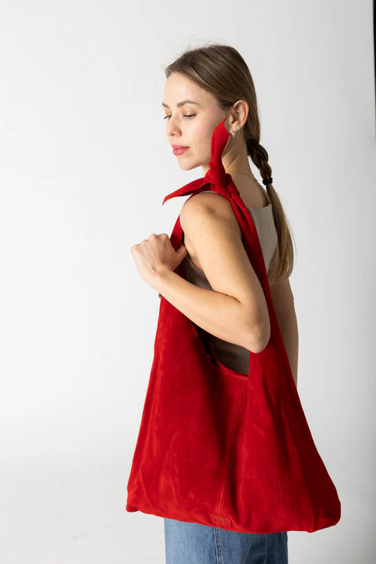 Risa Knot Tote Suede Red
