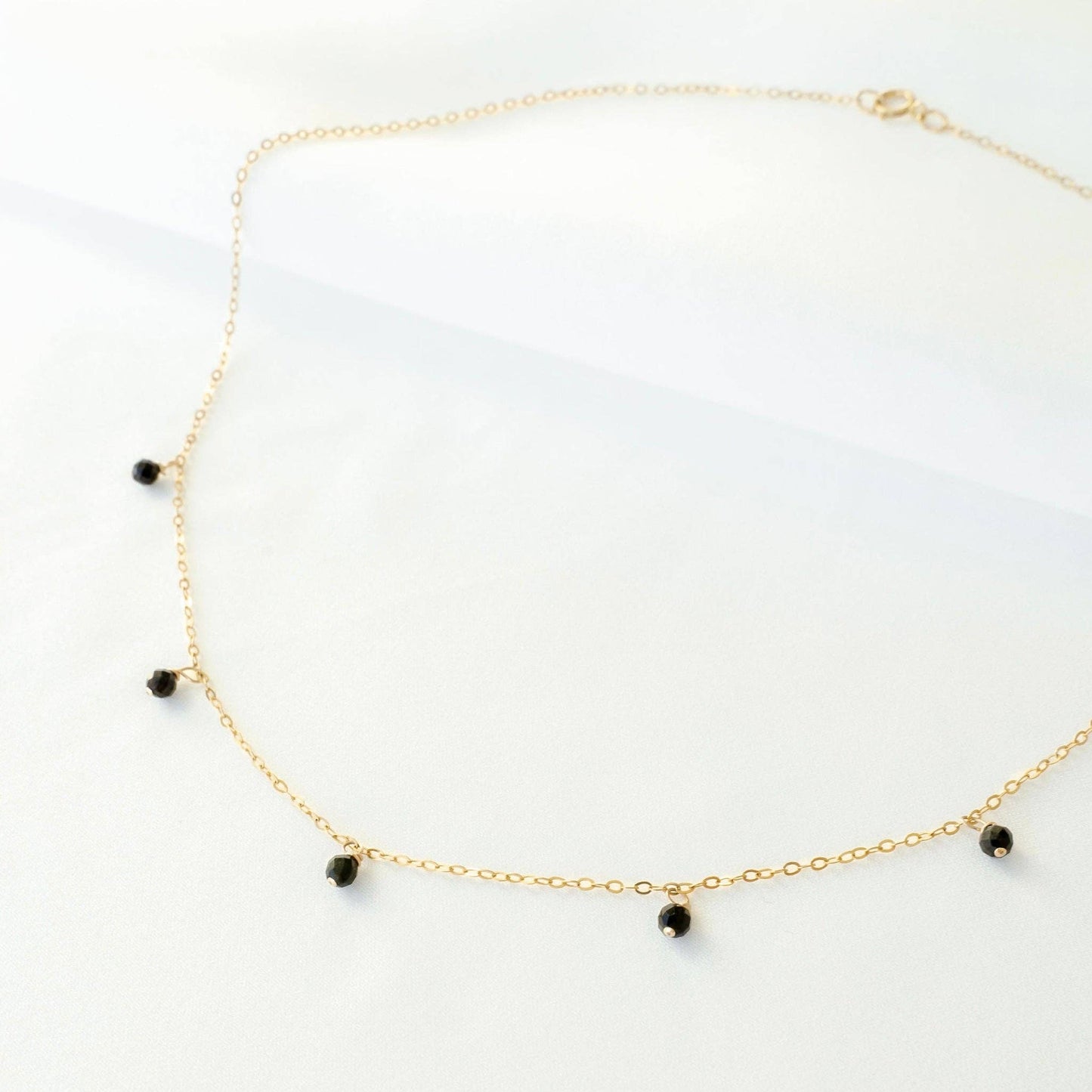 Petite Gold - Primrose Necklace: White (Natural Freshwater Pearls) / Gold Filled