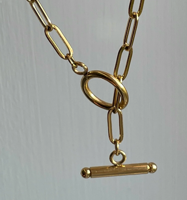 HoopLa - Oval Paperclip Toggle Necklace 18"