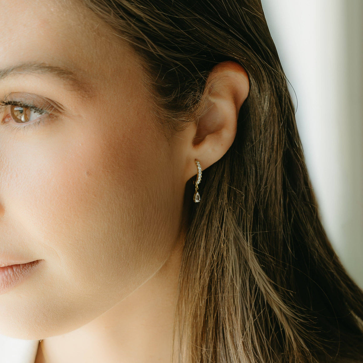 PETITE GOLD - The Elodie Drop Hoops