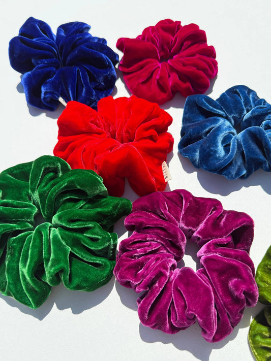Billy Bamboo Silk Velvet Scrunchie - Red Coral