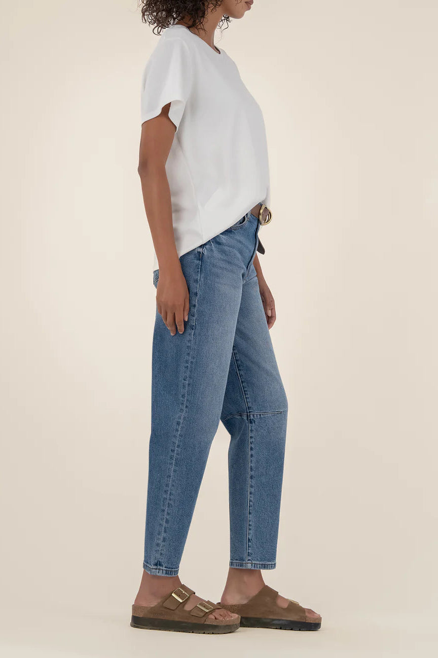 Kut from the Kloth Jeans Ashley Improving