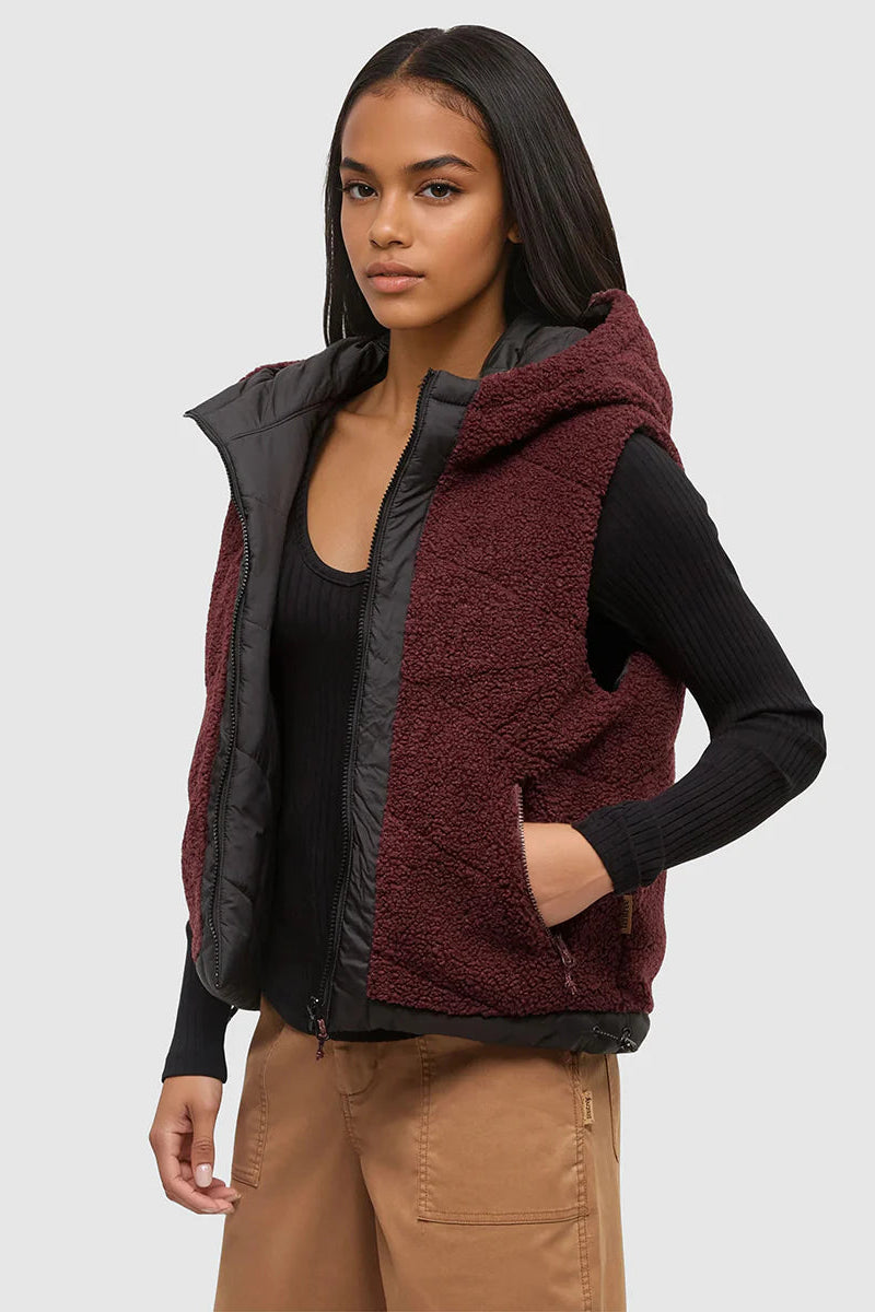 TenTree Collins Vest Deep Burgundy/Meteorite Black
