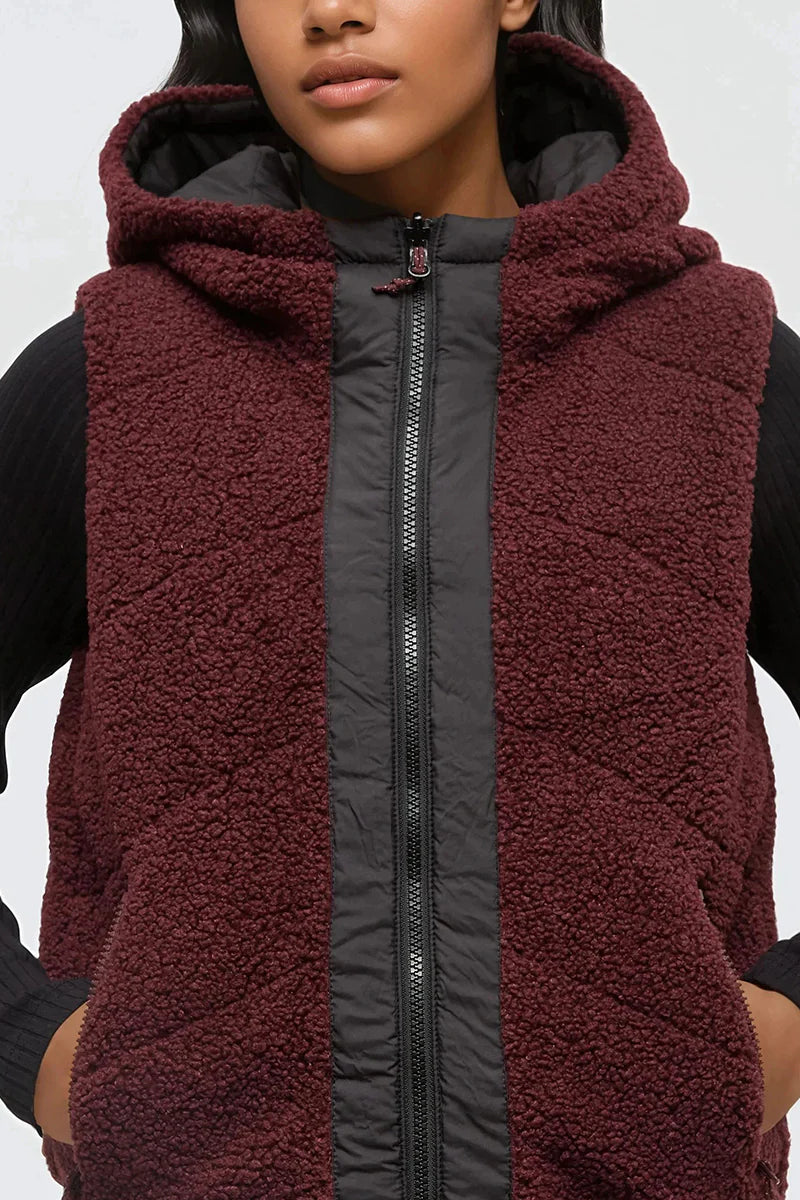 TenTree Collins Vest Deep Burgundy/Meteorite Black