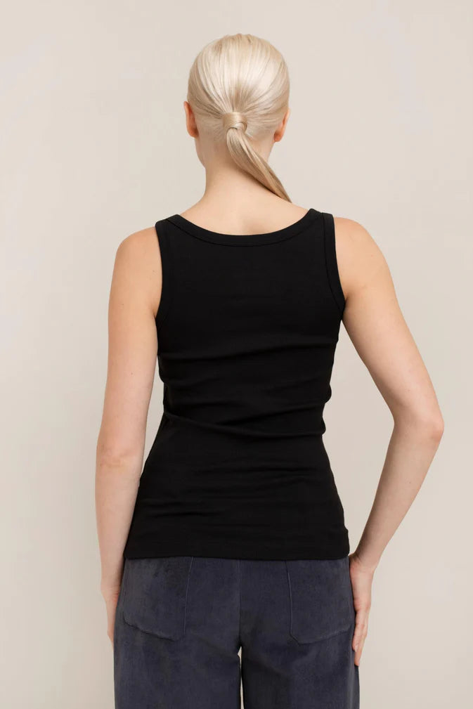 Paper Label Mara Tank