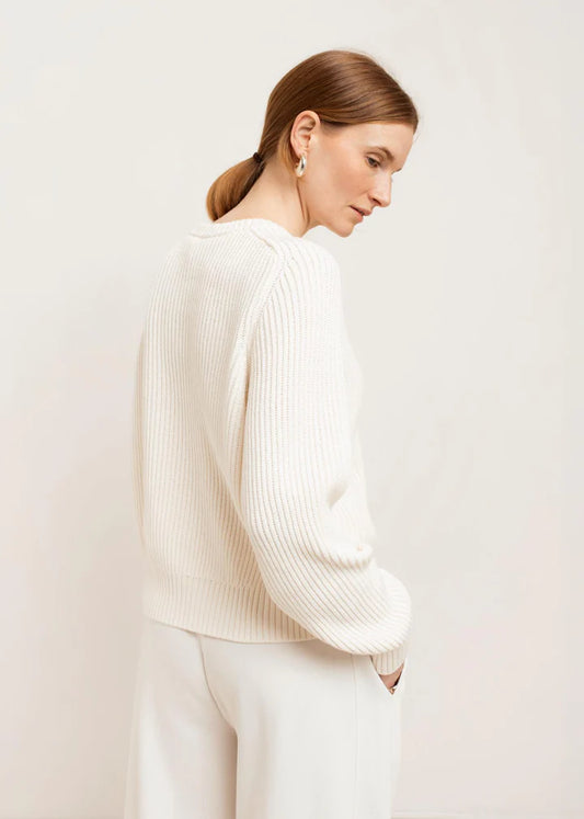 Paper Label Avery Crew Neck Sweater