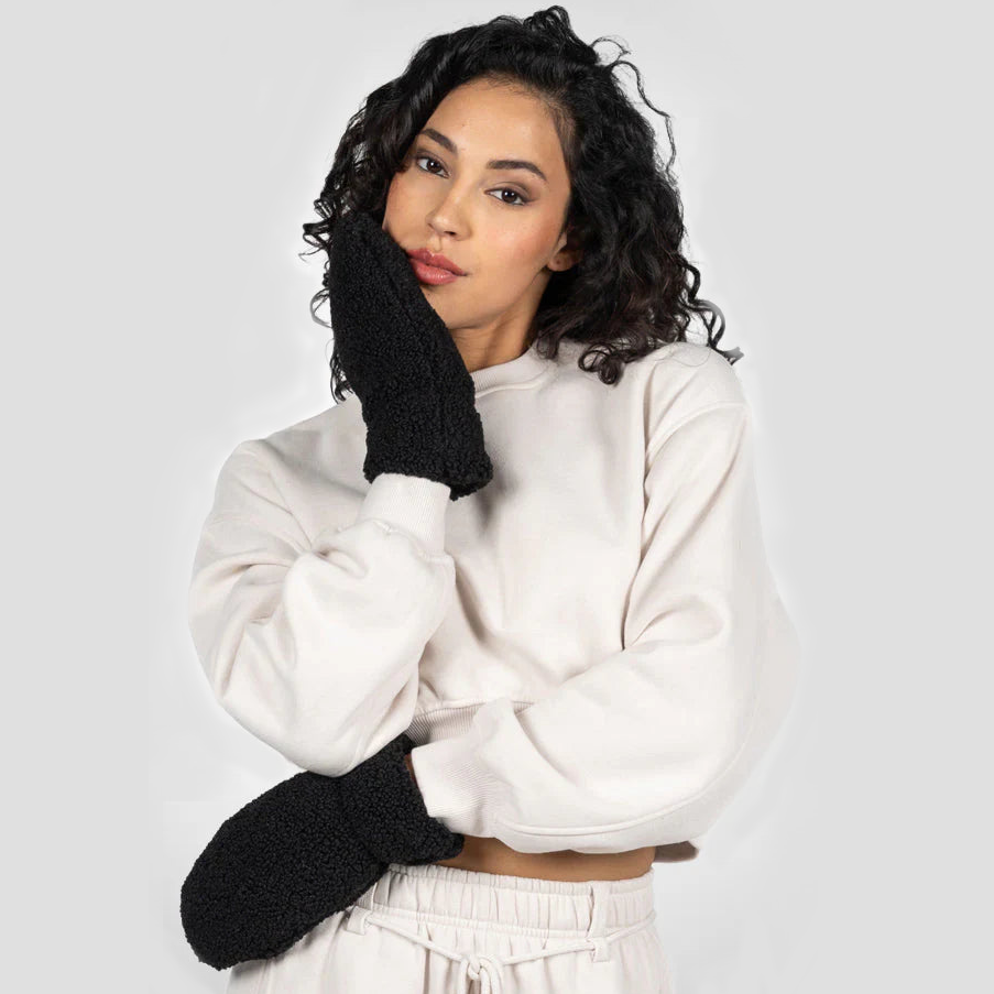 C'est Moi Teddy Mittens