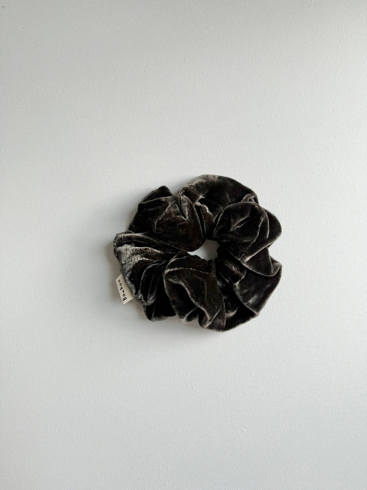 Billy Bamboo - Silk Velvet Large Scrunchie Black Pearl