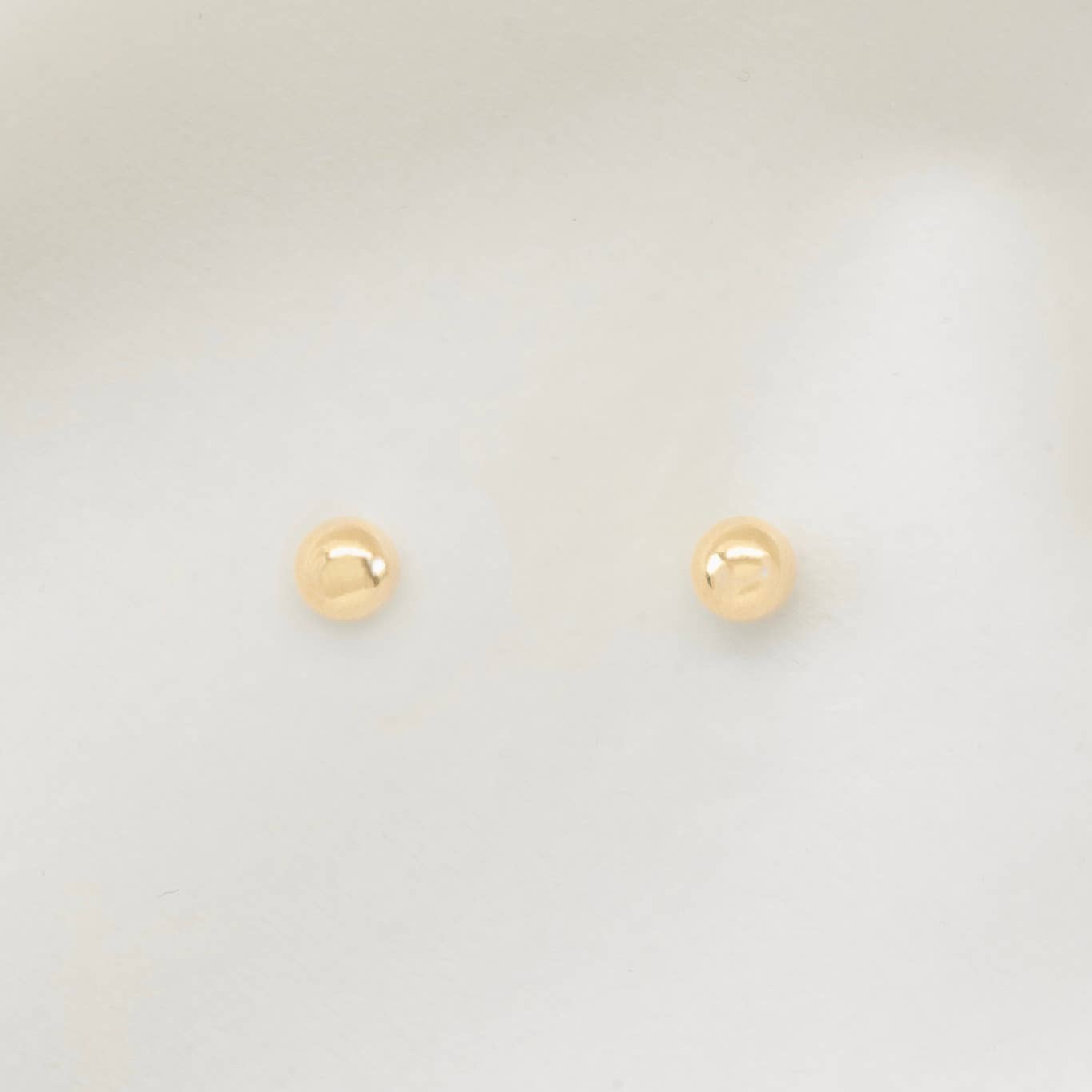 Petite Gold - Ace Studs: Gold Filled / 2mm
