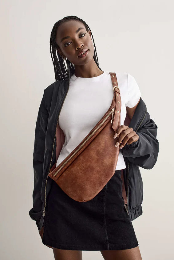 Skyla Eve Crossbody Belt Bag