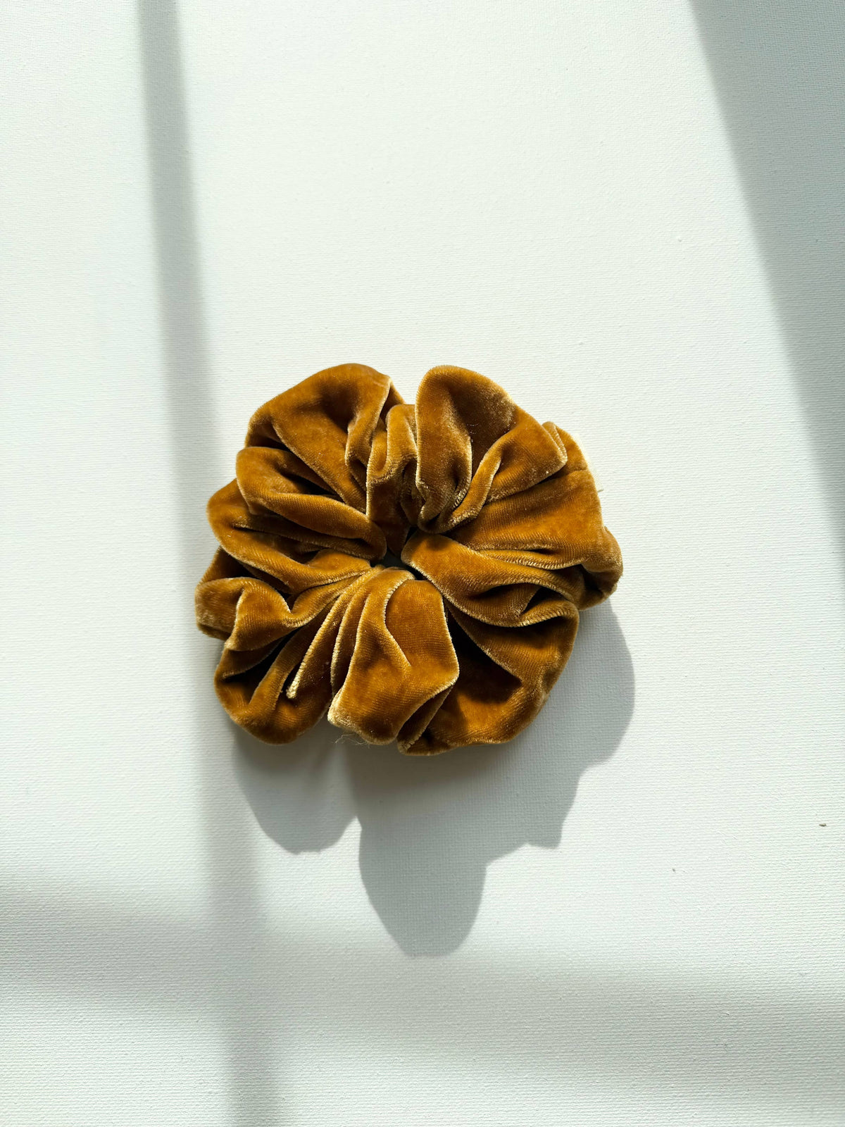 Billy Bamboo - Silk Velvet Large Scrunchie Moss