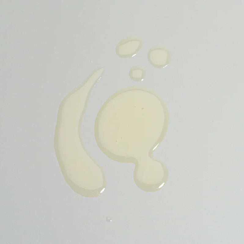 Om Organics Hibiscus + Daikon Seed Protective Hair Oil