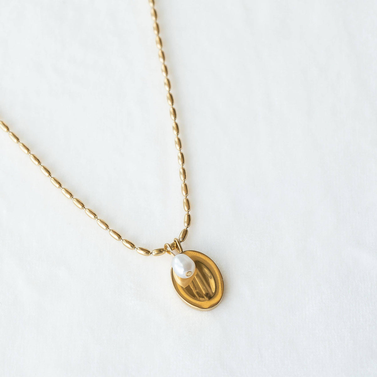 PETITE GOLD - The Maribel Pearl Necklace