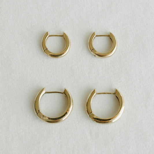 Petite Gold - Essential Hoops