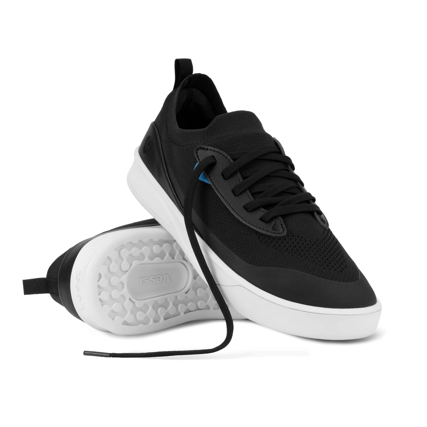 Vessi Weekend Neo Black/White Women's