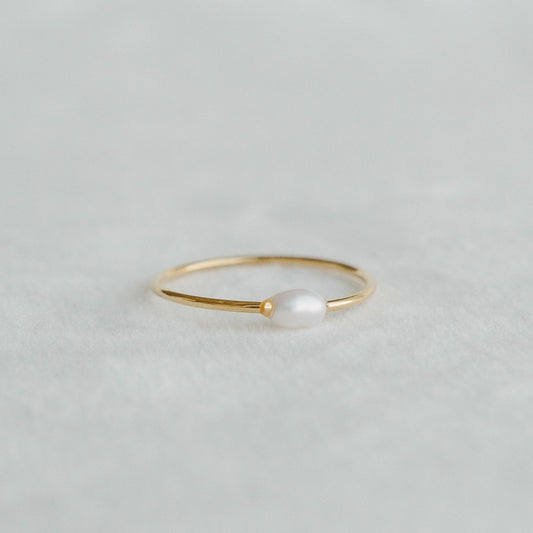 Petite Gold  Ella Pearl Ring 7