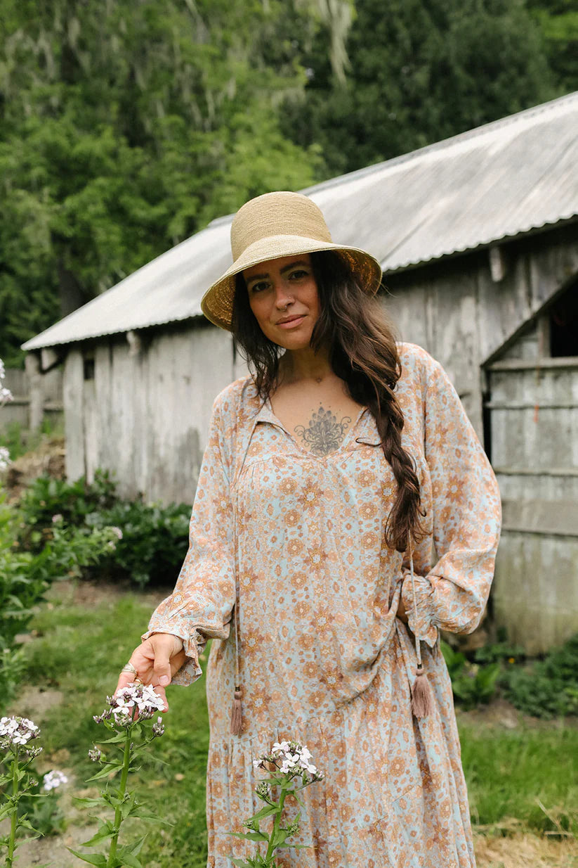 West Von - Daphne Raffia Natural