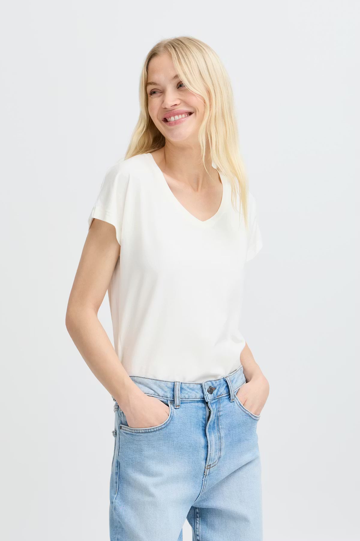 B Young BYpamila V Tee