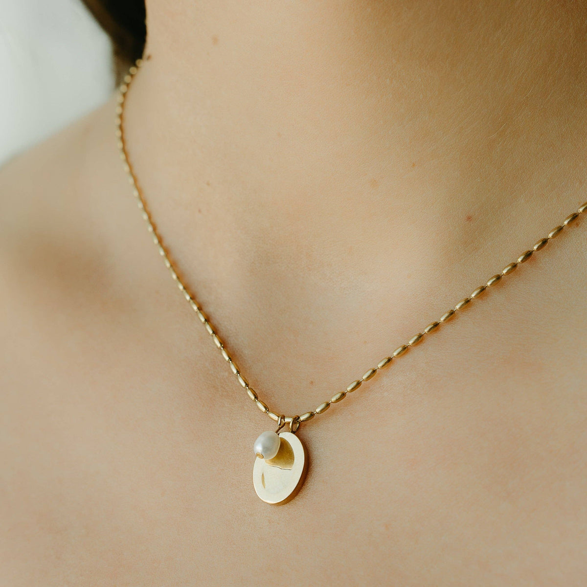 PETITE GOLD - The Maribel Pearl Necklace