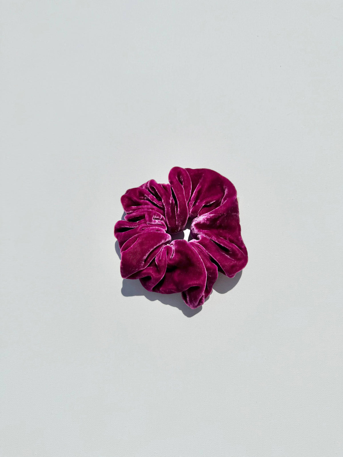Billy Bamboo - Silk Velvet Large Scrunchie Amethyst