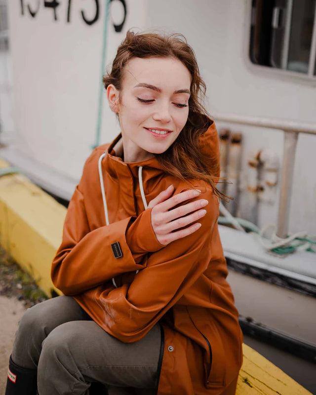 Mernini The Petite Raincoat Caramel