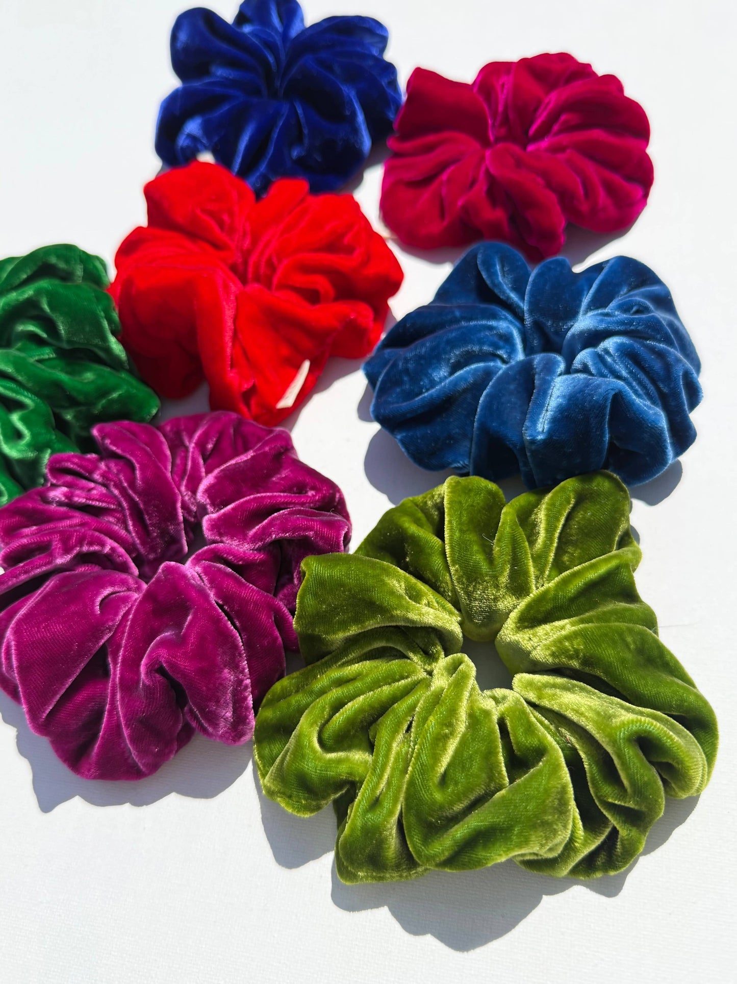 Billy Bamboo Silk Velvet Scrunchie - Peridot