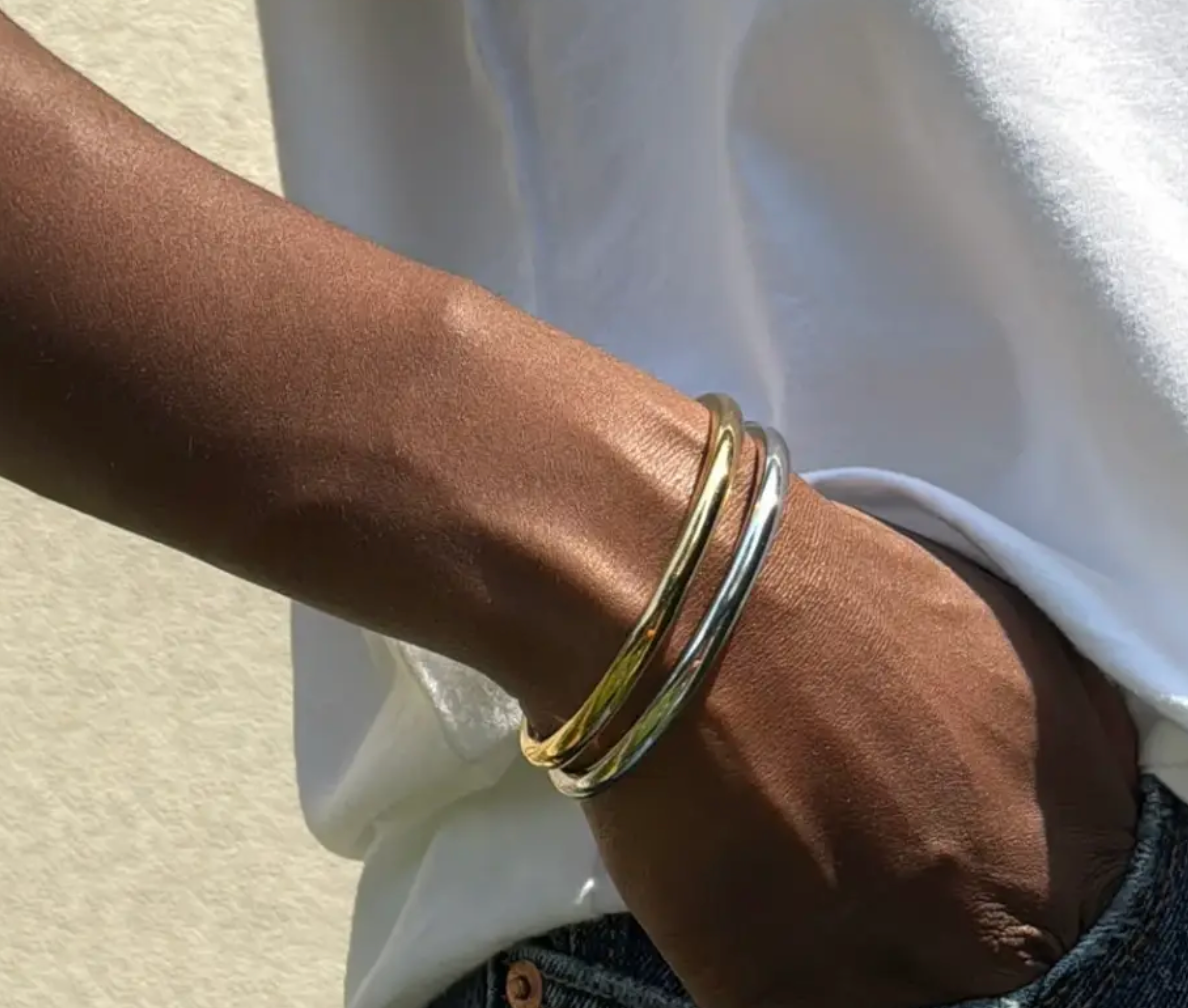 HoopLa - Sofia-Hinge Bangle 14K Gold  Waterproof- PVD plated: Yellow Gold / Thin