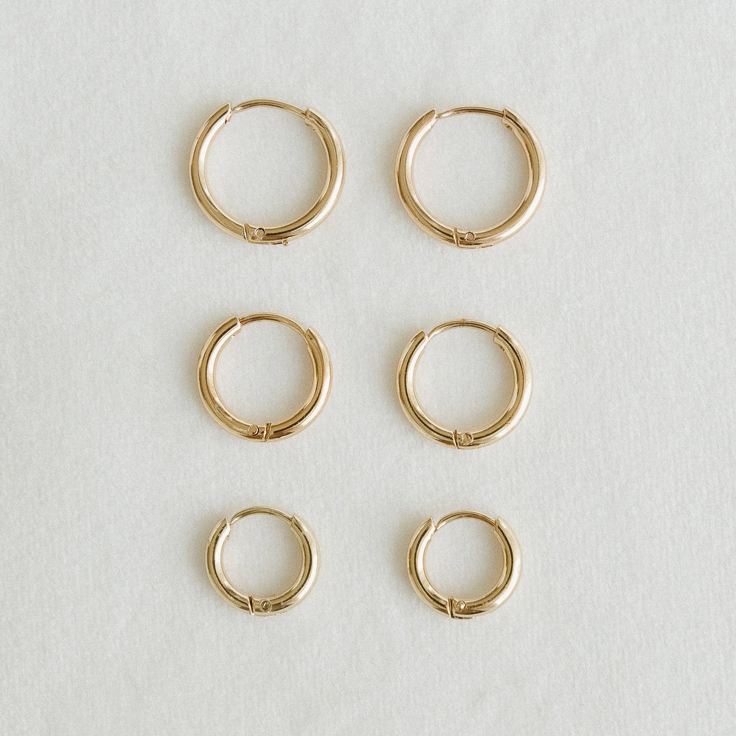Petite Gold Thin Hoops Large (16mm)