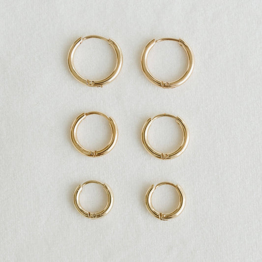 Petite Gold Thin Hoops Medium (14mm)