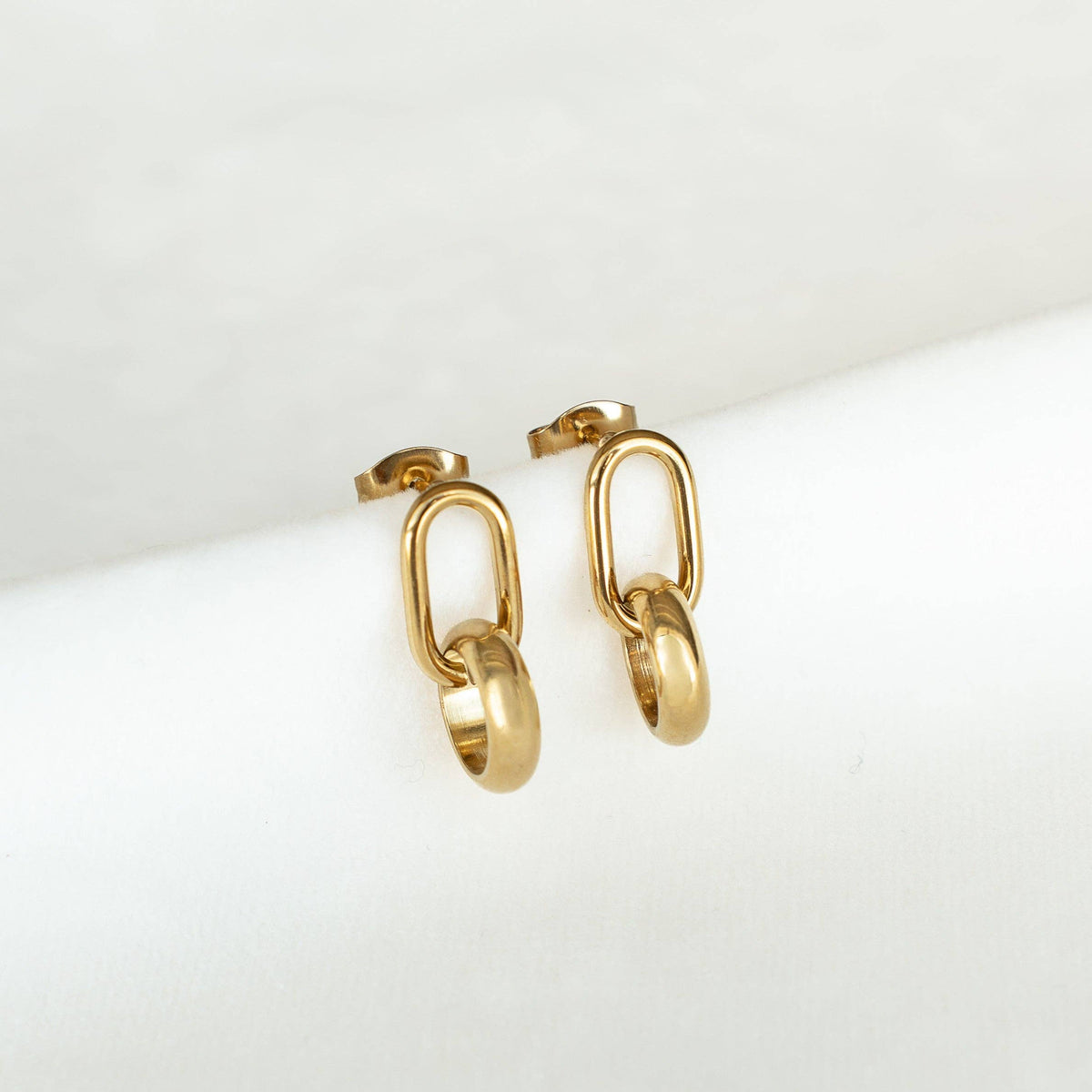 PETITE GOLD - The Remi Link Earrings