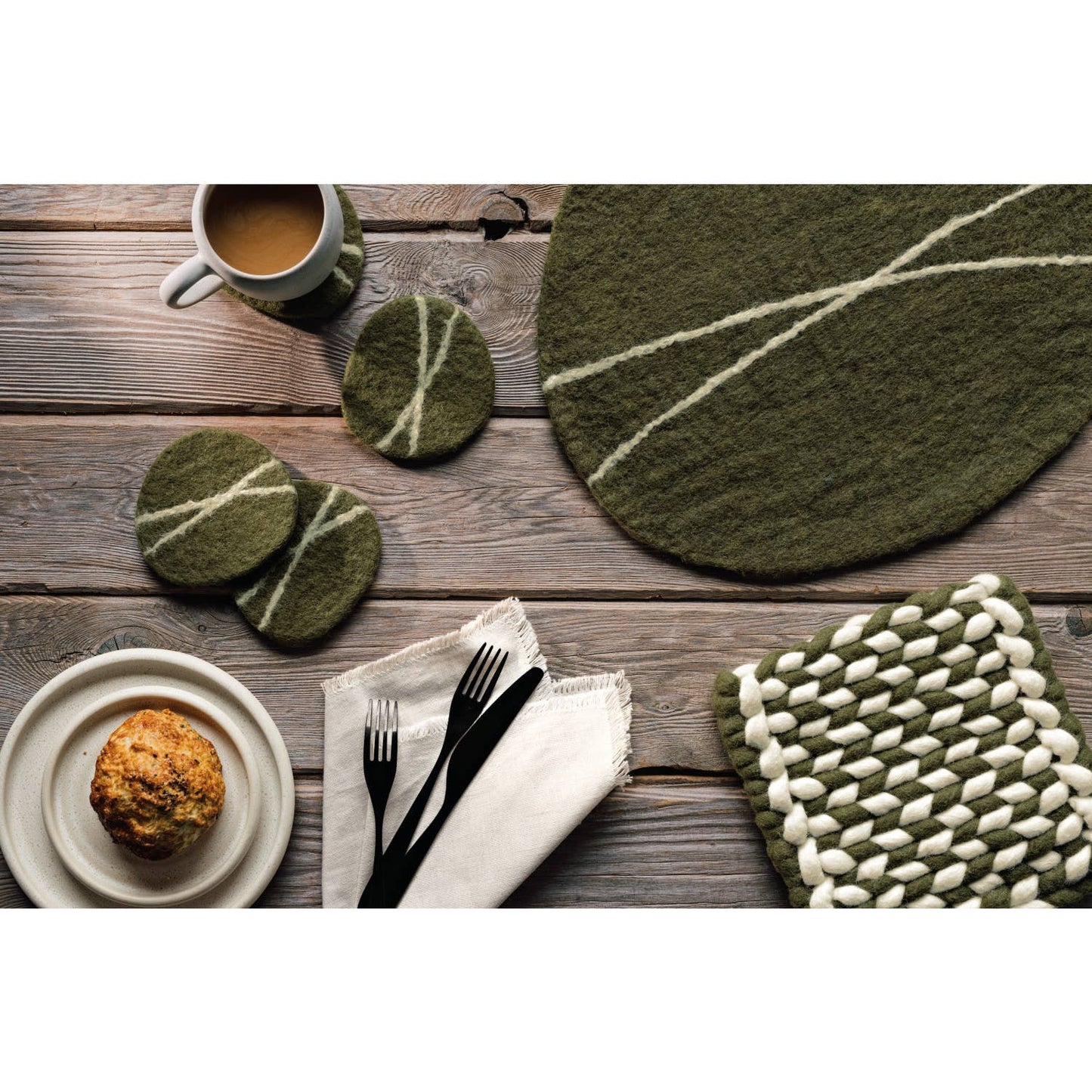 Danica Brands - Heirloom Luna Appetizer Plate 6 Inch
