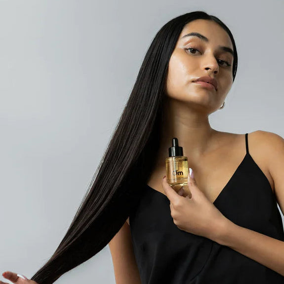 Om Organics Hibiscus + Daikon Seed Protective Hair Oil