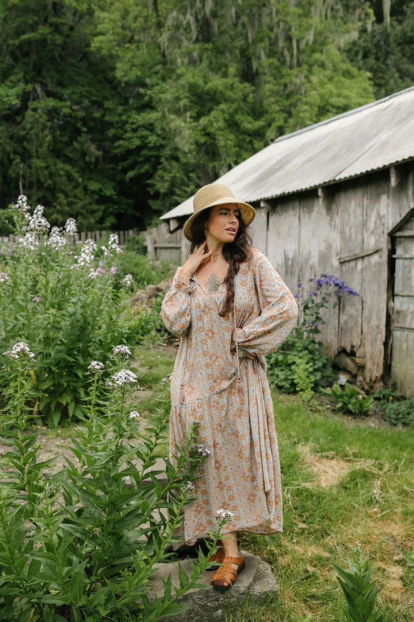 West Von - Daphne Raffia Natural