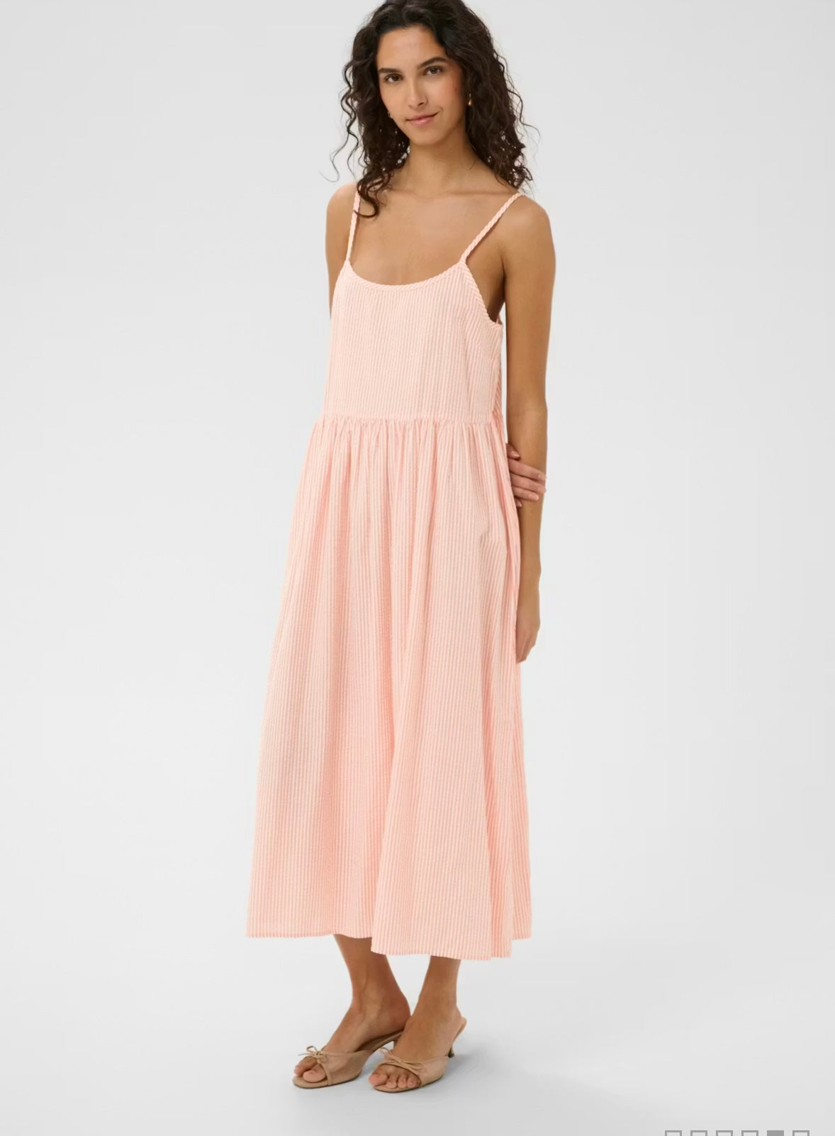 Saint Tropez ElmikoSZ N Strap Dress Blooming Dahlia