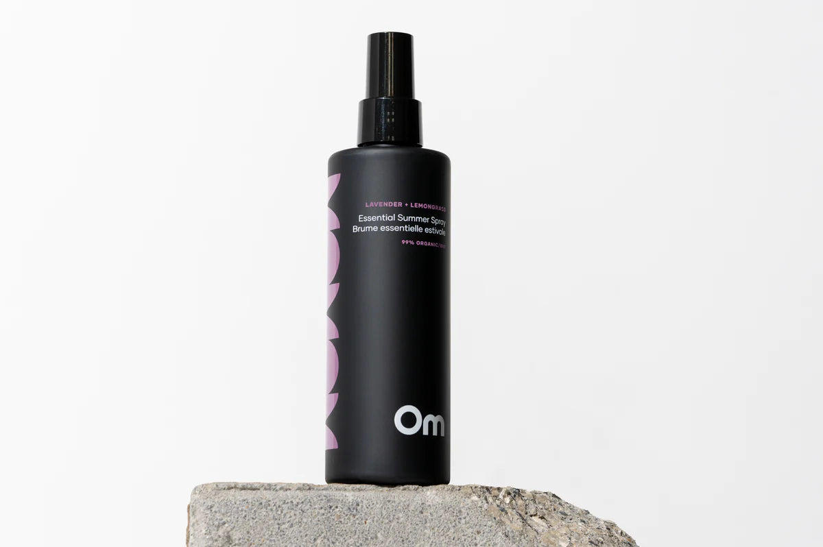 Om Organics Skincare Lavender + Lemongrass Essential Summer Spray 250ml