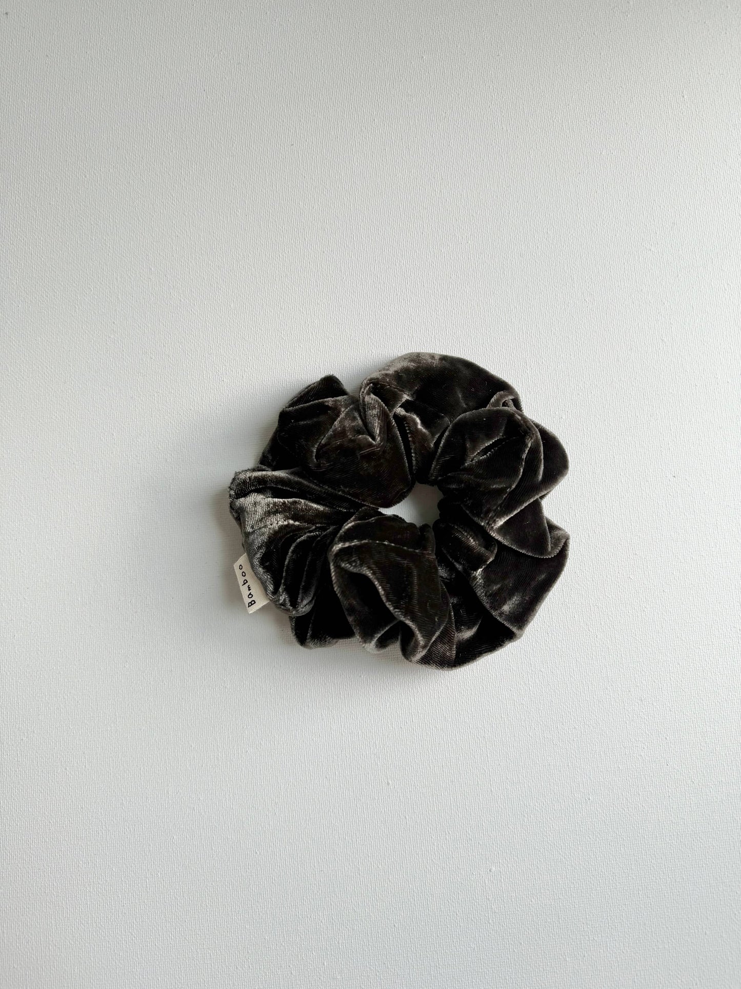 Billy Bamboo Silk Velvet Scrunchie - Black Pearl
