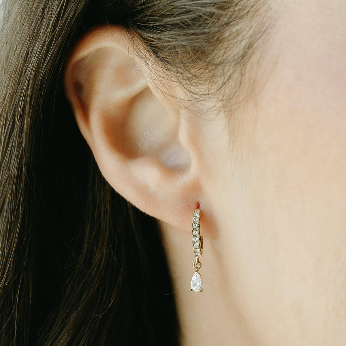 PETITE GOLD - The Elodie Drop Hoops