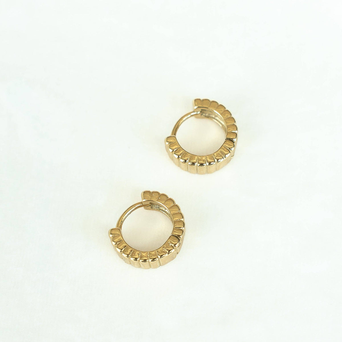 PETITE GOLD - The Sienna Hoops