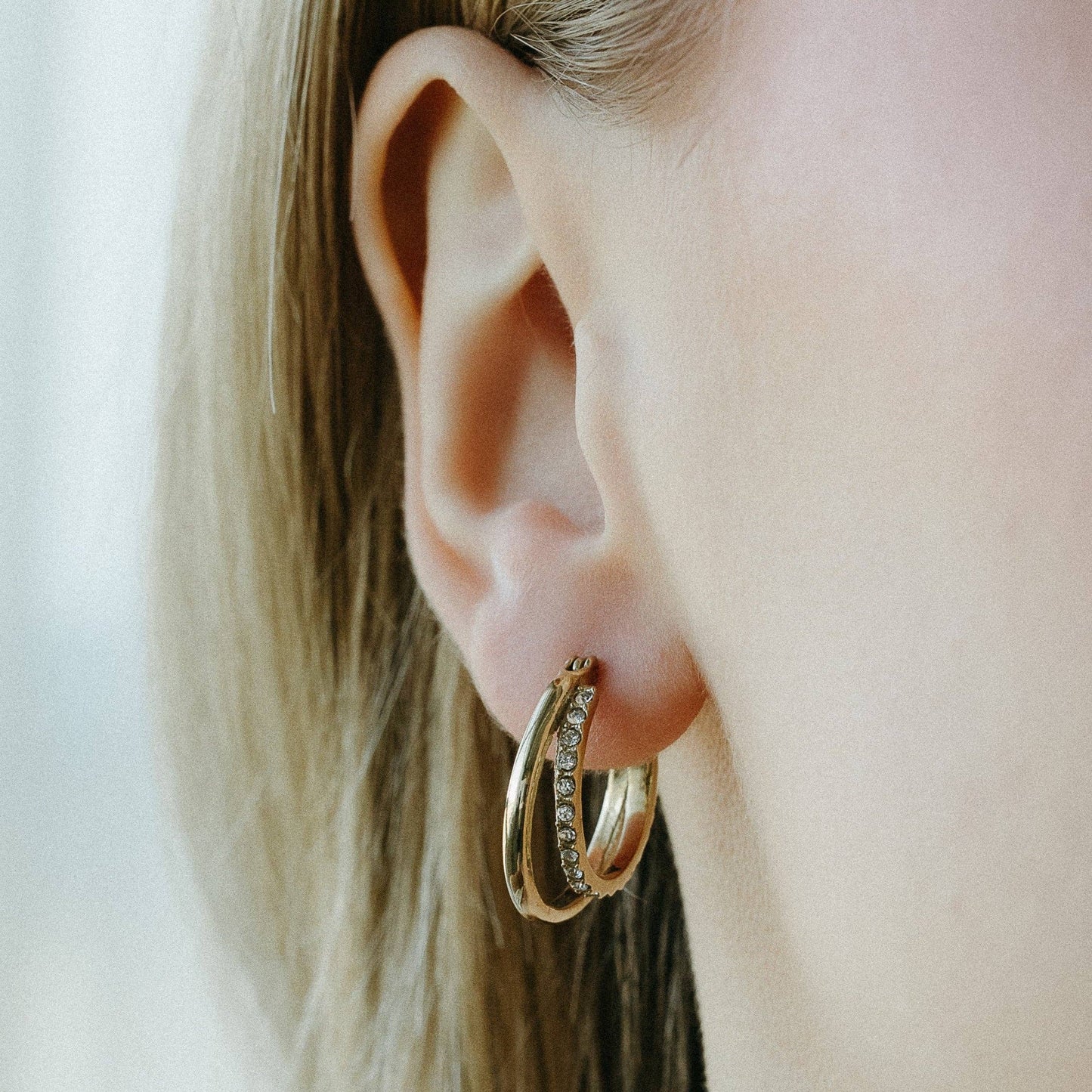 Petite Gold - Aurelle Hoops