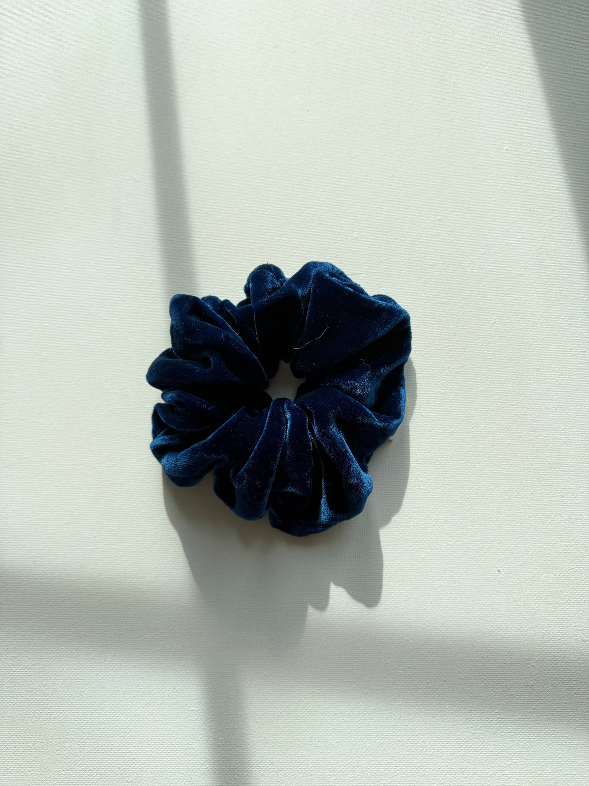 Billy Bamboo - Silk Velvet Large Scrunchie Deep Sea