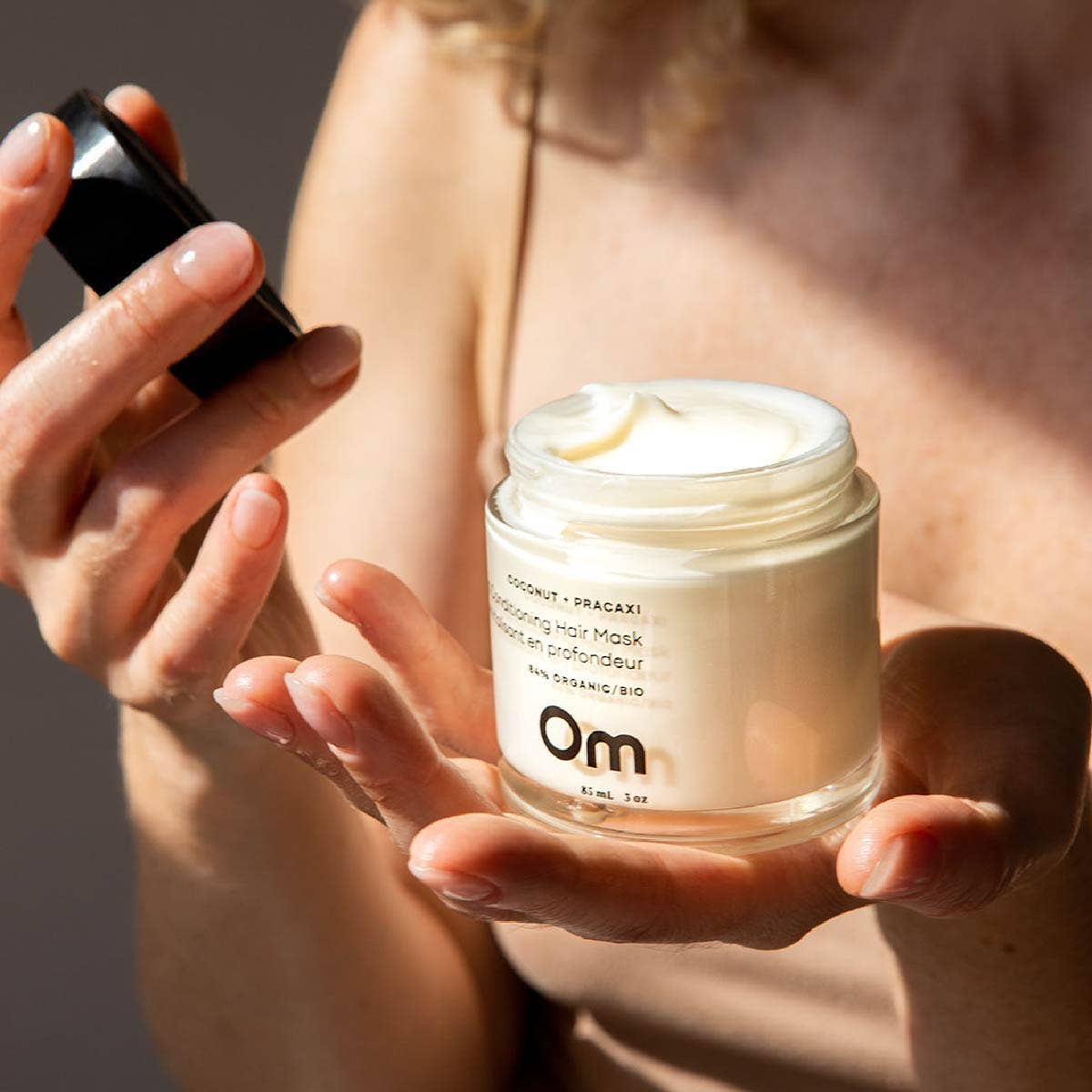 Om Organics Skincare - Coconut + Pracaxi Deep Conditioning Hair Mask: Full size - 120 ml